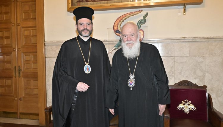 Ο-Αρχιεπίσκοπος-Καναδά-Απόστολος-στον-Αρχιεπίσκοπο-Ιερώνυμο-(ΦΩΤΟ)