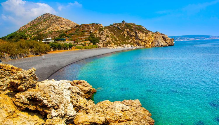 Γιατί-αφαιρέθηκε-η-«Γαλάζια-Σημαία»-από-εννέα-παραλίες-σε-Χίο-και-Πάρο
