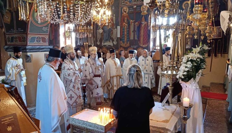 Οι-Μητροπολίτες-Αυστρίας-και-Κυδωνίας-στον-Ιερό-Ναό-Ευαγγελισμού-της-Θεοτόκου-Στερνών-Ακρωτηρίου