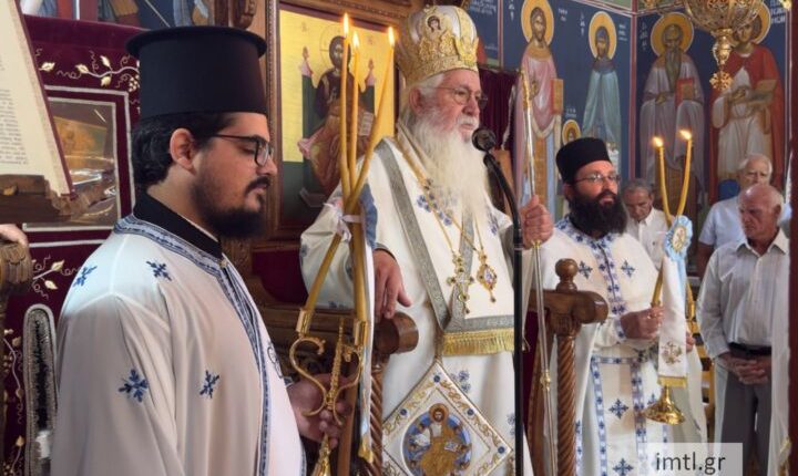 Εορτή-Αγίας-Παρασκευής-και-Αγίου-Παντελεήμονος-στη-Μητρόπολη-Θηβών