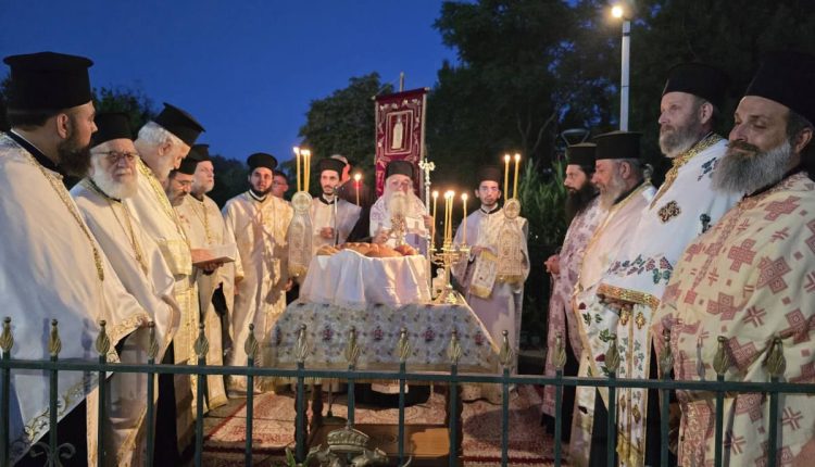 Ο-Κυθήρων-Σεραφείμ-στον-πανηγυρικό-Εσπερινό-της-Αγίας-Παρασκευής-Καρδίτσης