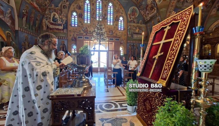 Εορτάστηκε-η-εορτή-της-Προόδου-του-Τιμίου-Σταυρού-στον-ΙΝ.-Κοιμήσεως-Θεοτόκου-Κιβερίου
