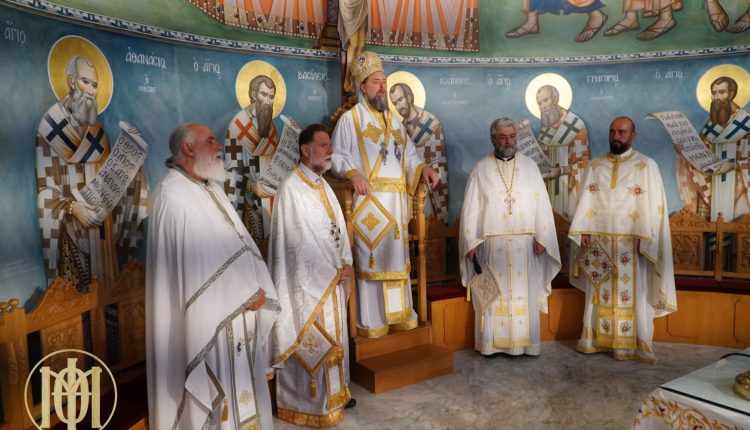 Αρχιερατική-Θεία-Λειτουργία-στον-Ιερό-Ναό-Αγίου-Παντελεήμονος-Πανοράματος