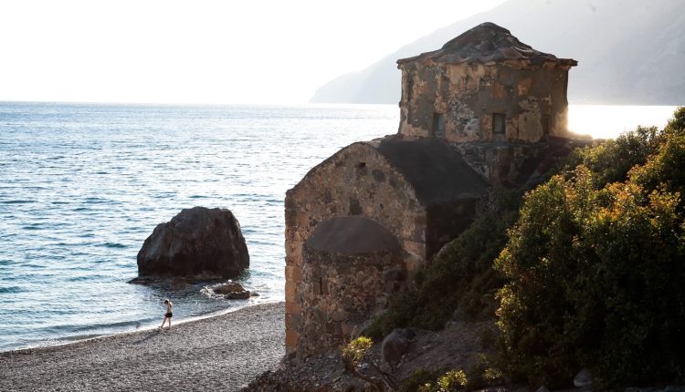 Έργα-510.000-ευρώ-στον-Δήμο-Σφακίων-μέσω-του-ΠΠΑ-Κρήτης-–-Στο-επίκεντρο-οι-αναπλάσεις-και-οι-υποδομές-βιώσιμης-ανάπτυξης