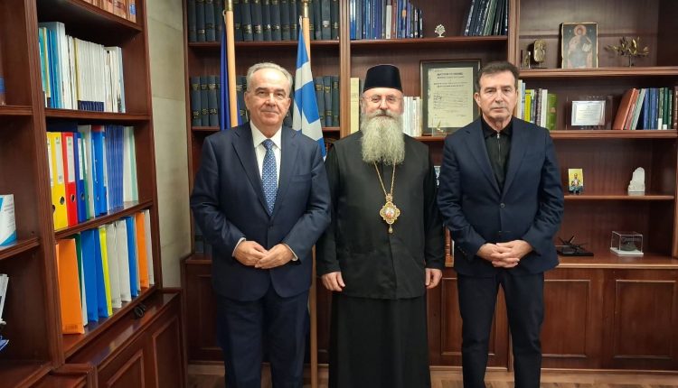 Συνάντηση-Μητροπολίτη-Περιστερίου-με-Χρυσοχοΐδη-και-Παπαθανάση