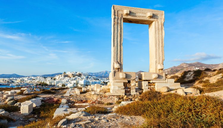 Αδιανόητο-περιστατικό-στη-Νάξο:-Πανικόβλητος-άνδρας-έψαχνε-το-παιδί-του-και-τελικά-το-είχε-ξεχάσει-στο-κατάλυμα-που-διέμενε
