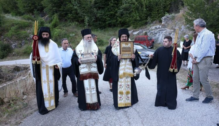 Υποδοχή-των-Ιερών-Λειψάνων-και-της-Ιεράς-Εικόνος-των-Αγίων-Τεσσαράκοντα-Μαρτύρων-στα-Μακεδονικά-Μετέωρα