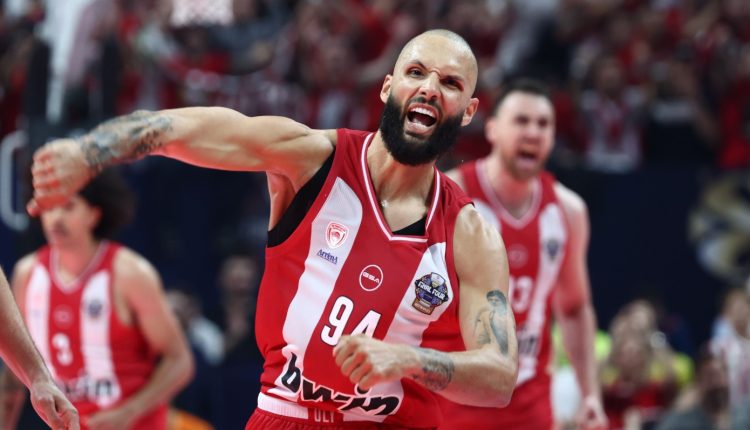 Έντονη-φημολογία-για…-νέο-Φουρνιέ-στον-Ολυμπιακό-–-Δίνουν-3-εκατ.-οι-Αγγελόπουλοι