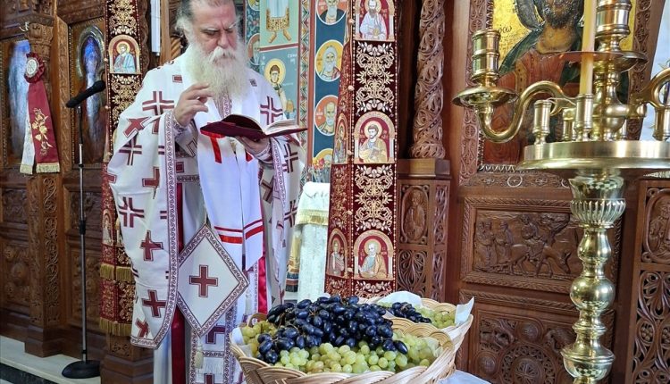 Άρτα:-Ο-Μητροπολίτης-Καλλίνικος-κάλυψε-τις-αυξημένες-λειτουργικές-ανάγκες-ανήμερα-της-Μεταμορφώσεως-του-Σωτήρος