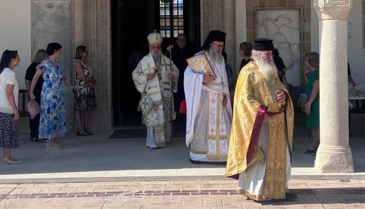 Πανηγύρισε-ο-Μητροπολιτικός-Ναός-του-Σωτήρος-στη-Λάρνακα