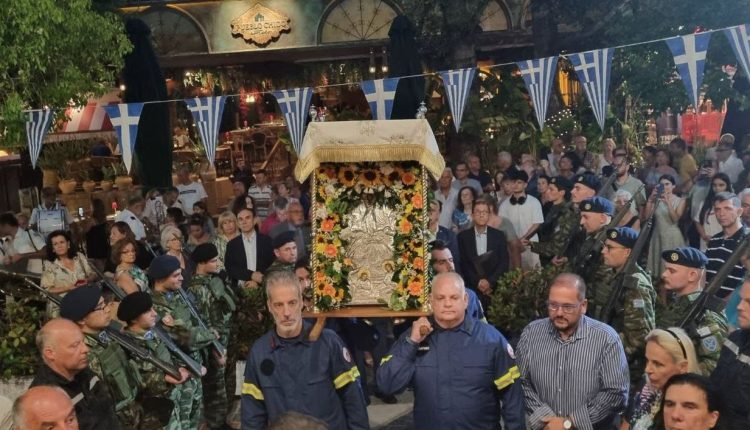 Η-εορτή-της-Θείας-Μεταμορφώσεως-στην-Ιερά-Μητρόπολη-Κηφισίας