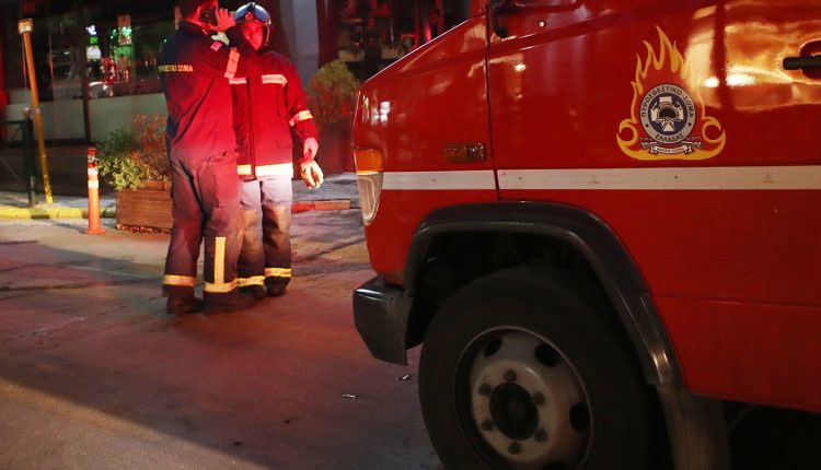 Συνελήφθησαν-δύο-άτομα-για-τις-πυρκαγιές-σε-Σκύρο-και-Λακωνία-–-Καλύτερη-η-εικόνα-της-φωτιάς-στην-Κολυμπάδα