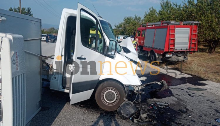 Τροχαίο-δυστύχημα-στις-Σέρρες:-Πραγματογνώμονας-ρίχνει-φως-στα-αίτια-της-τραγωδίας-–-«Κάποια-απόσπαση-προσοχής,-ίσως-μίλησε-στο-κινητό»