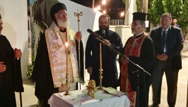 Ο-Μητροπολίτης-Αρκαλοχωρίου-σε-εκδήλωση-για-τα-θύματα-της-ναζιστικής-κατοχής-της-Εμπάρου