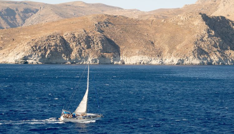 Καιρός:-Επιμένει-η-ζέστη,-ενισχύονται-οι-άνεμοι-–-Σε-ποιες-περιοχές-θα-φτάσει-τους-39°c