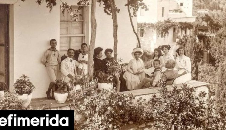 Φωτογραφίες-κειμήλια-από-καλοκαίρια-στην-Άνδρο,-από-τον-19ο-μέχρι-και-το-’70-Με-σουαρέ-και-«Ρομάντσο»-[εικόνες]