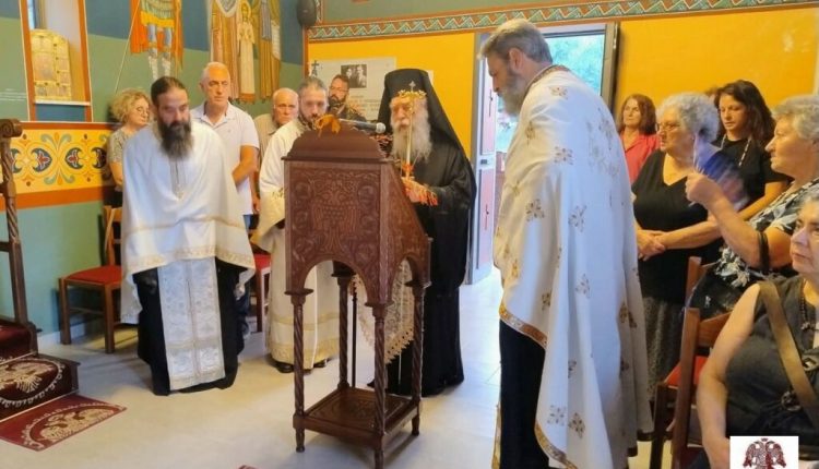 Ο-Μητροπολίτης-Σπάρτης-στον-Ιερό-Ναό-Αγίου-Φανουρίου-στον-οικισμό-Κατσαρού