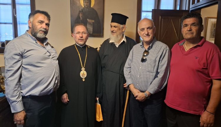 Στην-πανηγυρίζουσα-Μονή-Οσίου-Νικάνορος-Ζάβορδας-το-Σωματείο-Ιεροψαλτών-Τρικάλων