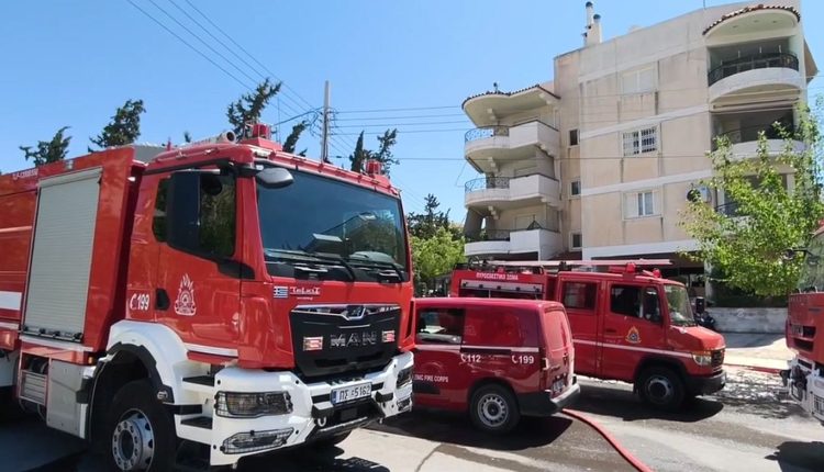 Πυρκαγιά-σε-υπόγειο-γκαράζ-στο-Ελληνικό:-Εκκενώθηκε-η-πολυκατοικία-–-Προκλήθηκαν-φθορές
