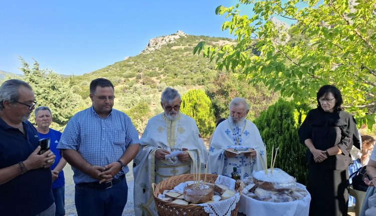Η-ανάμνηση-του-θαύματος-εν-Κερκύρα-του-Αγίου-Σπυρίδωνος-στα-Θαρρούνια-Αλιβερίου