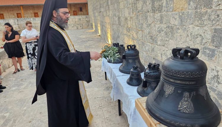 Καμπάνες-από-τη-Ρωσία-έφτασαν-στη-Μονή-Μπαλαμάντ