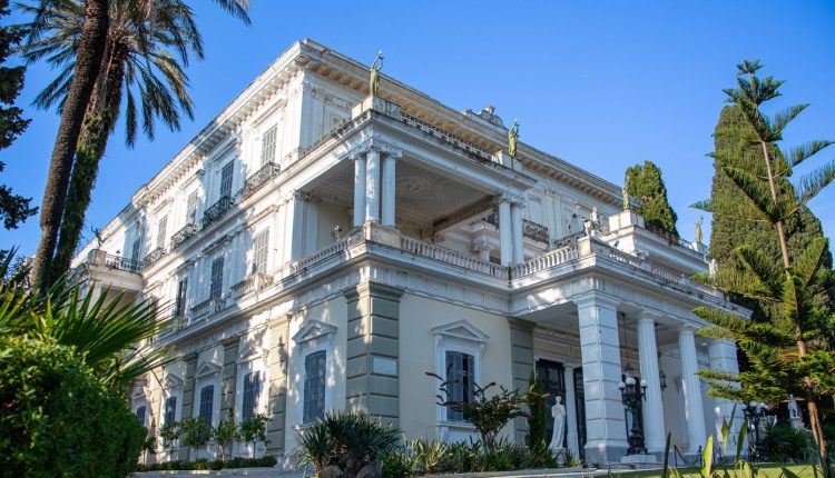 ΕΤΑΔ:-Διαγωνισμός-11,5-εκατ.-ευρώ-για-την-αποκατάσταση-του-ιστορικού-Αχιλλείου-στην-Κέρκυρα