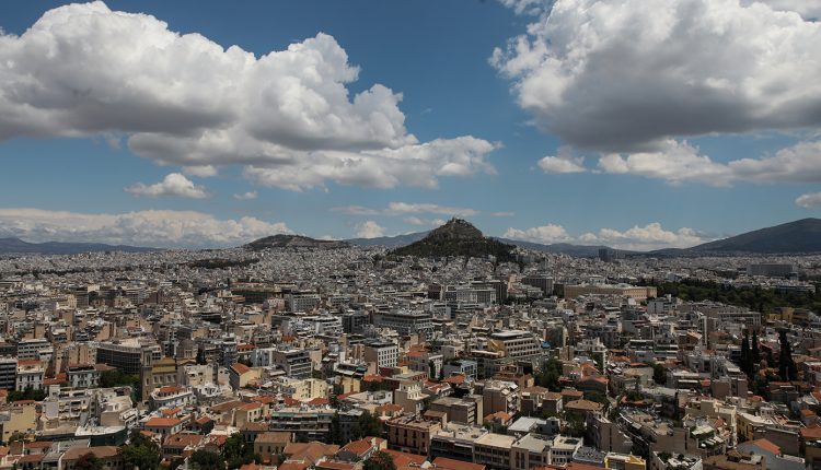 Δήμος-Αθηναίων:-Κλείνει-ο-Λόφος-Λυκαβηττού-λόγω-ακραίου-κινδύνου-εκδήλωσης-πυρκαγιάς