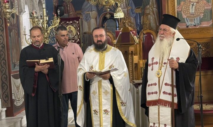 Ο-Μητροπολίτης-Θηβών-στον-Ιερό-Ναό-Μεταμορφώσεως-του-Σωτήρος-Λεύκτρων