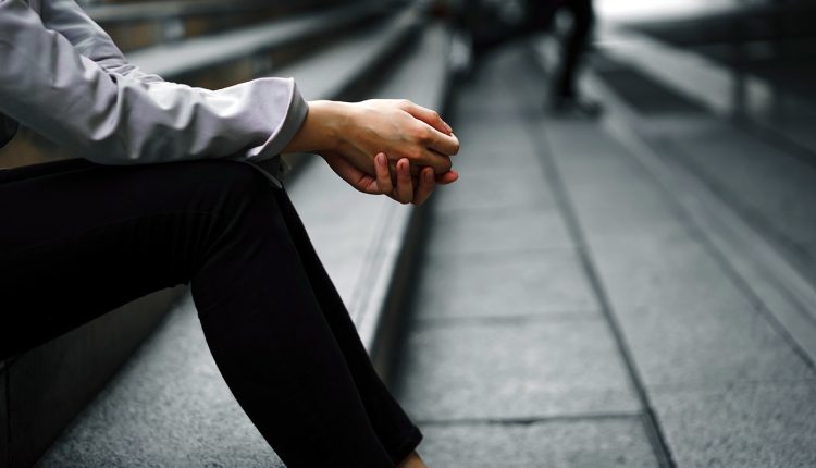 Ανεργία-νέων:-Στα-67-εκατομμύρια-παγκοσμίως-–-Πώς-η-τεχνητή-νοημοσύνη-αλλάζει-την-αγορά-εργασίας