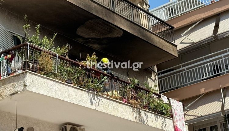 Φωτιά-σε-διαμέρισμα-στη-Θεσσαλονίκη-–-52χρονη-πανικοβλήθηκε-και-δεν-άνοιγε-την-πόρτα-στην-πυροσβεστική