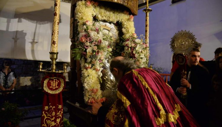 Πατρών-Χρυσόστομος:-«Υπό-την-σην-ευσπλαγχνίαν-καταφεύγομεν-Θεοτόκε…»