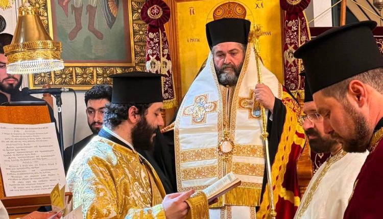 Ο-Επίσκοπος-Βρισβάνης-στον-πανηγυρίζοντα-Καθεδρικό-Ναό-Κοιμήσεως-της-Θεοτόκου-στο-mt-gravatt