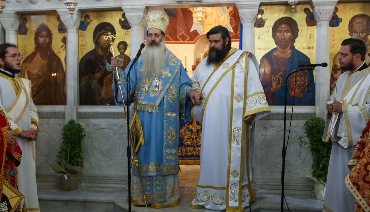 Χειροτονία-Διακόνου-στην-ιστορική-καθέδρα-της-Υπάτης-και-Νέων-Πατρών