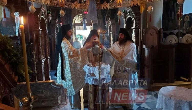 Η-Αγία-Λαύρα-τίμησε-τον-Άγιο-Αθανάσιο-Χαμακιώτη