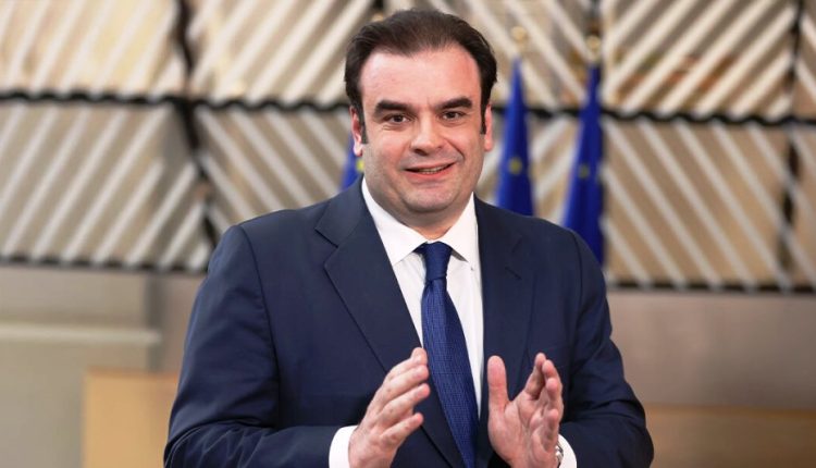 le-point:-Κυριάκος-Πιερρακάκης,-ο-Έλληνας-που-θέλει-να-ξυπνήσει-την-Ευρώπη