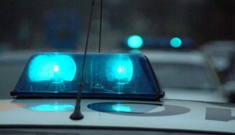 Πάτρα:-Απείλησαν-ότι-θα-σκοτώσουν-91χρονη-–-«Αστυνομικός»-την-έπεισε-να-τους-παραδώσει-28.000-ευρώ-σε-χρήματα-και-κοσμήματα