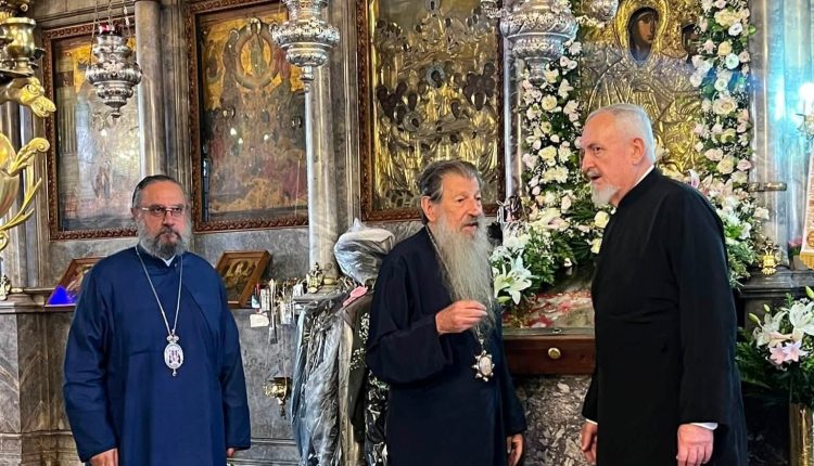 Ο-Γέρων-Χαλκηδόνος-Εμμανουήλ-στην-Παναγία-της-Αγιάσου