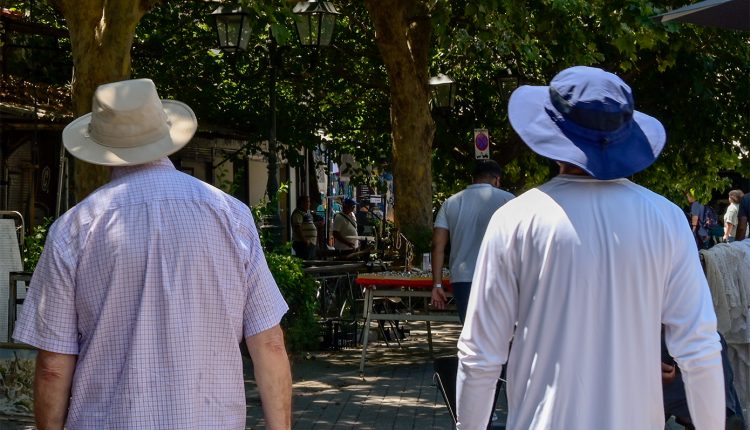 Καύσωνας-διαρκείας-με-νύχτες-«καμίνι»:-Ποιες-περιοχές-βρίσκονται-στο-«κόκκινο»,-ακόμη-και-30-βαθμούς-το-βράδυ-στην-Αττική