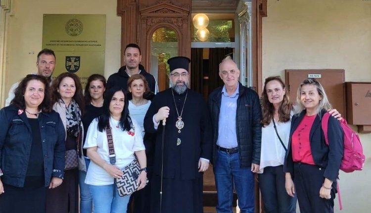 Λιθουανία:-Επίσκεψη-προσκυνητών-από-τα-Τρίκαλα-και-του-Πατριαρχικού-Εξάρχου-στο-ιστορικό-surdegis
