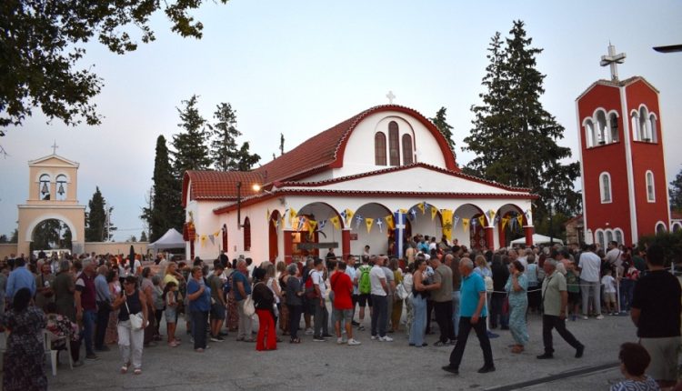 Μαρωνείας-Παντελεήμων:-Η-Παναγία-είναι-το-αξεπέραστο-πρότυπο-της-κατα-Χριστόν-ζωής