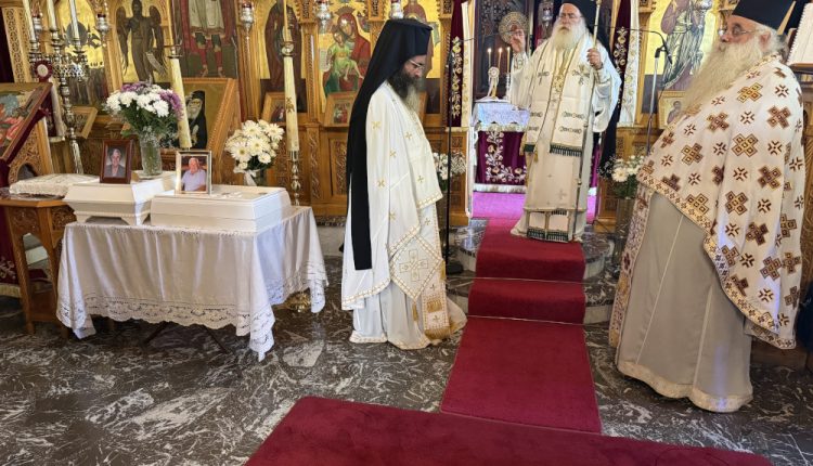 Αρχιερατική-Θεία-Λειτουργία-και-Μνημόσυνα-στον-Ιερό-Ναό-Παναγίας-Ελεούσας-Ιεράπετρας