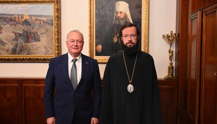 Ο-Μητροπολίτης-Βολοκολάμσκ-Αντώνιος-συναντήθηκε-με-τον-Ρώσο-Πρέσβη-στον-Λίβανο
