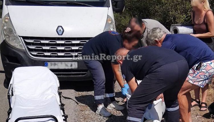 Φθιώτιδα:-Αγριογούρουνο-πετάχτηκε-μπροστά-σε-μοτοσικλετιστή-και-τον-έριξε-στην-άσφαλτο-–-Τον-έσωσε-ο-εξοπλισμός-του