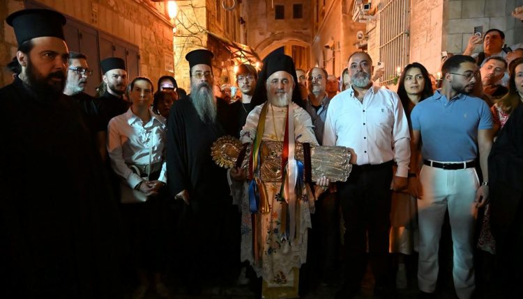 Η-Κάθοδος-της-Εικόνας-της-Θεοτόκου-στη-Γεθσημανή