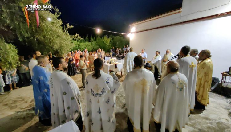 Η-Εορτή-των-Αγίων-Αδριανού-και-Ναταλίας-στο-Κατσίγκρι-Αργολίδας-–-Η-Θαυματουργή-οπή