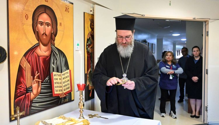 Πέρθη:-Θεία-Λειτουργία-στη-μονάδα-φροντίδας-ηλικιωμένων-hellenic-agent-care