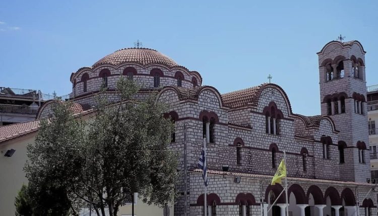 Ιερά-Αγρυπνία-Ανακομιδής-των-Λειψάνων-του-Αγίου-Νεκταρίου-στη-Δράμα
