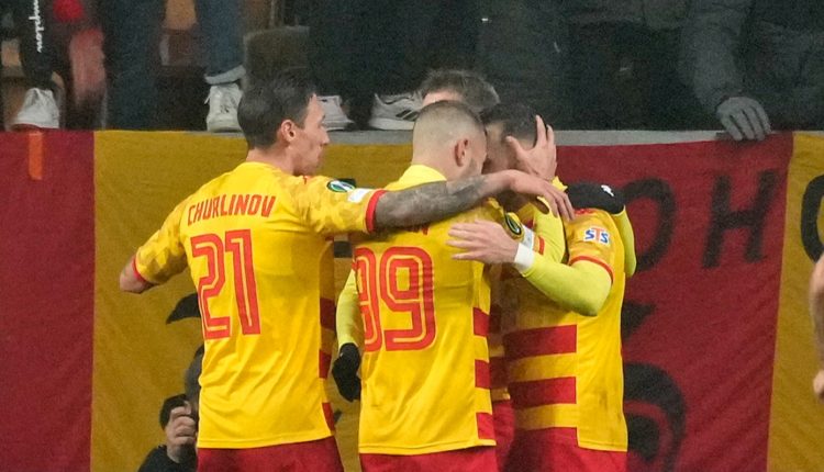 Ολυμπιακός:-Η-Γιαγκελόνια-έριξε-5άρα-στη-Ράκοφ-εκτός-έδρας