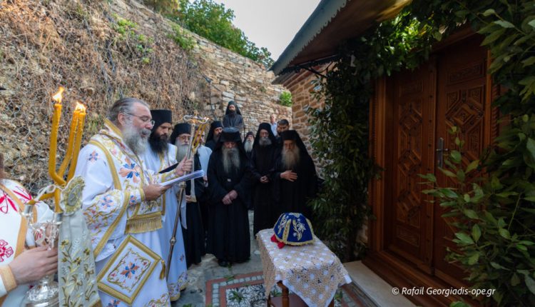 Η-ακολουθία-των-Εγκαινίων-στο-Ιερό-Καρακαλλινό-Κελλί-των-Εισοδίων-της-Θεοτόκου