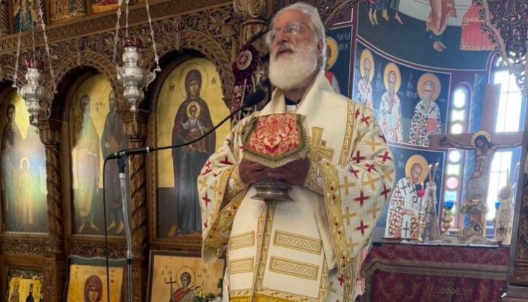 Ο-Μητροπολίτης-Αρκαλοχωρίου-στον-Ιερό-Ναό-Αγίων-Πέτρου-και-Παύλου-στην-Άρβη-Βιάννου